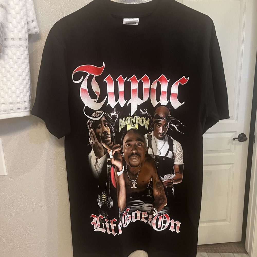 NWOT Tupac Shirt